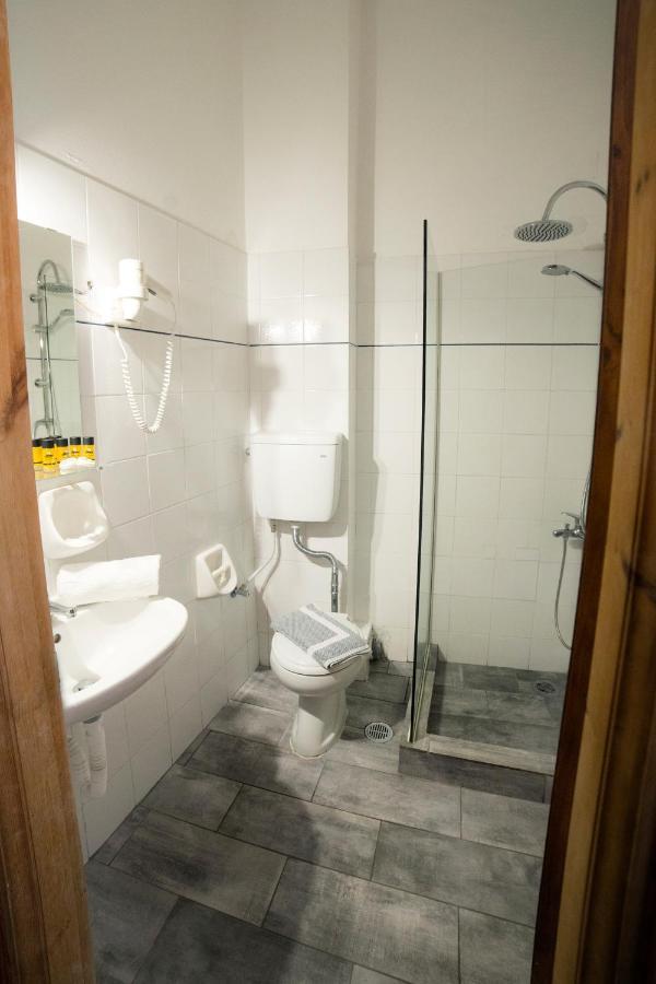 Hotel κastro ηotel 2*